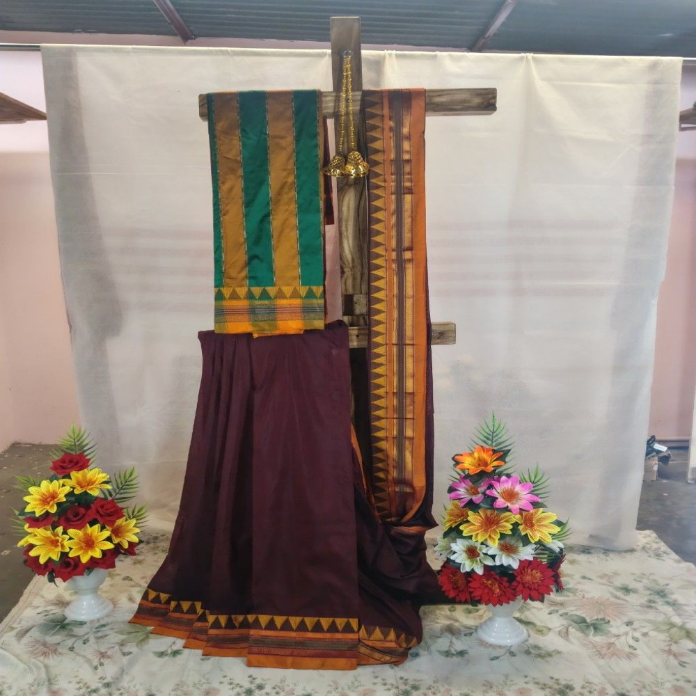 Temple Border Cotton Saree| With Unstiched Blouse Piece For Women